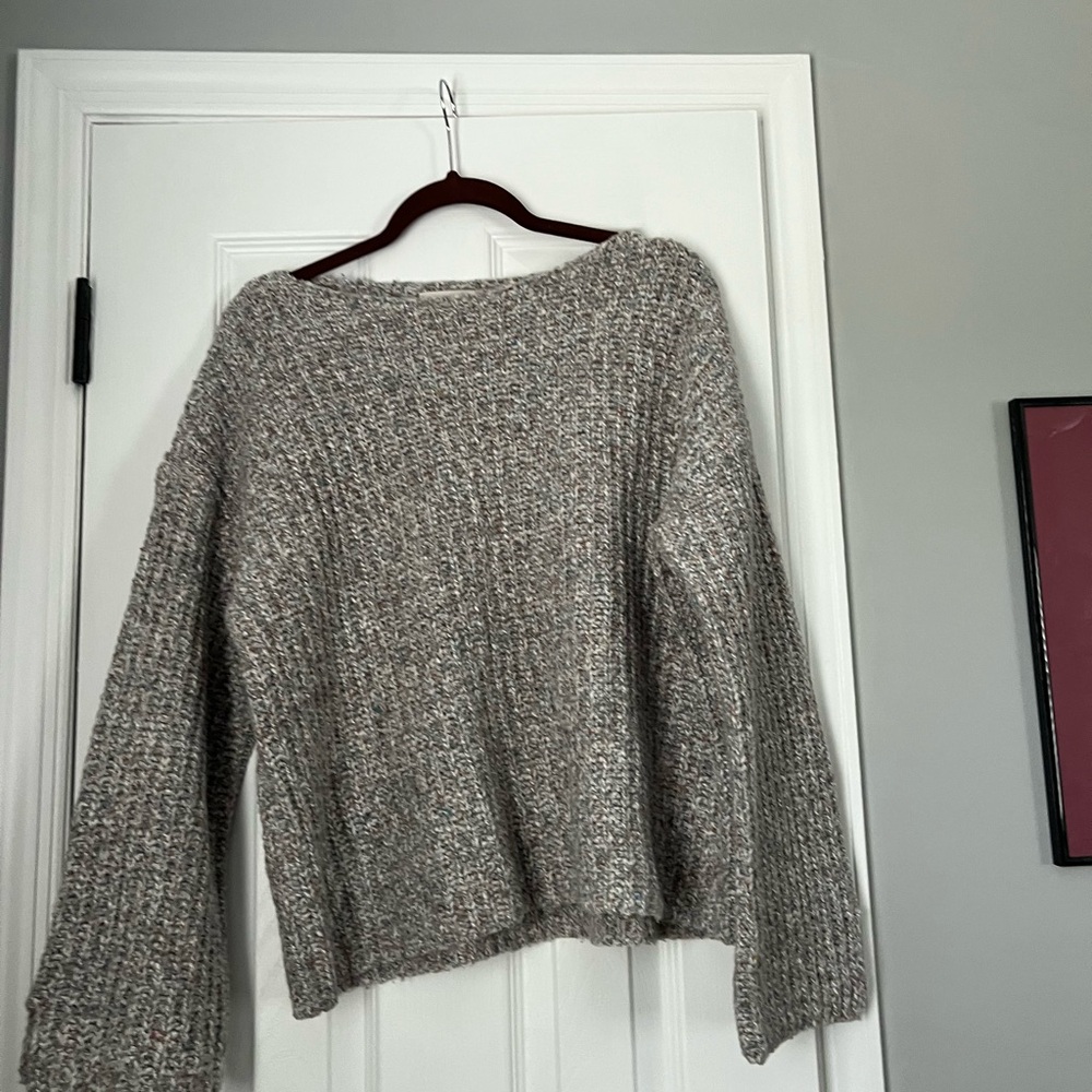 LOFT Gray Crew Neck Sweater with Ribbed Texture